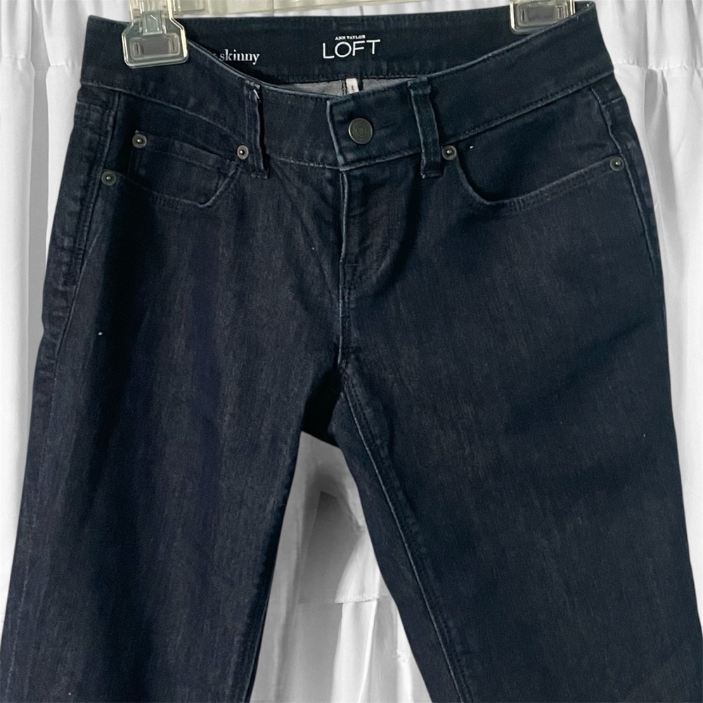 Ann Taylor Loft EUC jeans size 0 curvy skinny dark blue wash 5 pocket styling